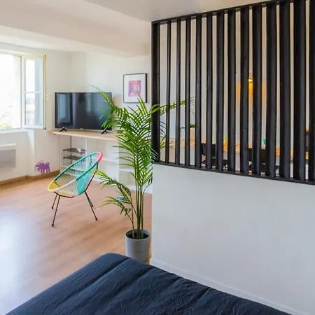 Studio Avec Vue - Centre Ville - Pop- Wifi- Anatole * تولون